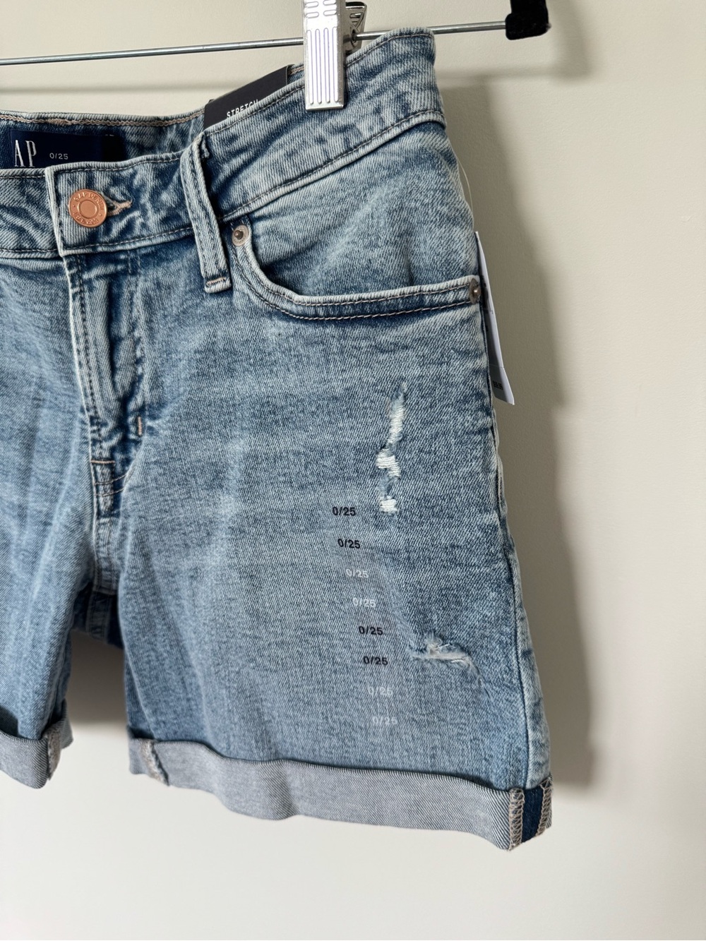 GAP Women's Light Wash Rolled-Hem Distressed Denim Shorts - Picture 3 of 11